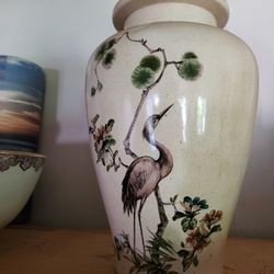 1976 Vintage Chinese Ginger Jar 