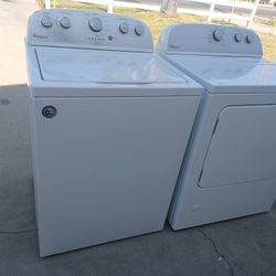 Whirlpool Washer And Gas Dryer 