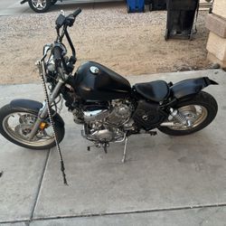 Virago 1100 Bobber 