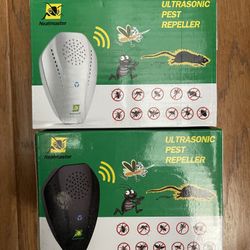 Plug in Ultrasonic Pest Control Bugs Repeller For Bugs Rats Mosquitoes Files Cockroaches