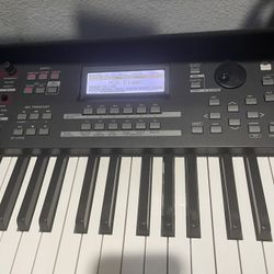Yamaha Moxf8 Keyboard 