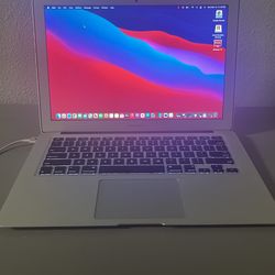 MacBook Air Laptop