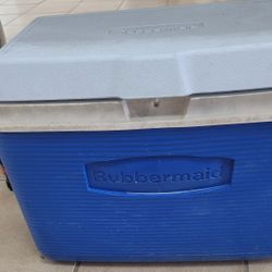 Shops used cooler box