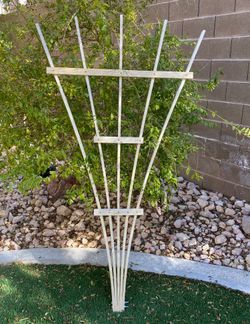 Heavy Duty All Wood Trellis