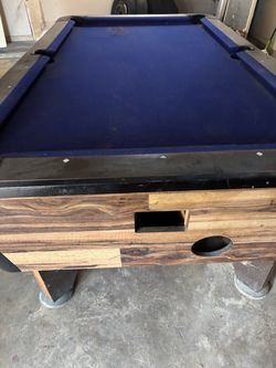 Pool table