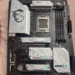 MSI X670E Gaming Plus’s WiFi Motherboard