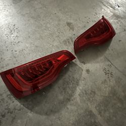 Audi Q7 2009-2015 Tail Light L And R