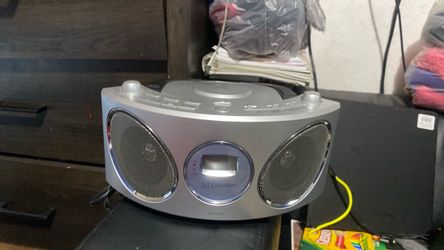 Emerson Portable CD Player Boombox