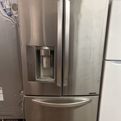 LG French Door Refrigerator (W 32)