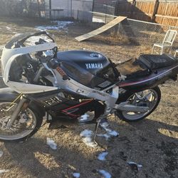 1989 Fzr 600r Full Set Of Fairings