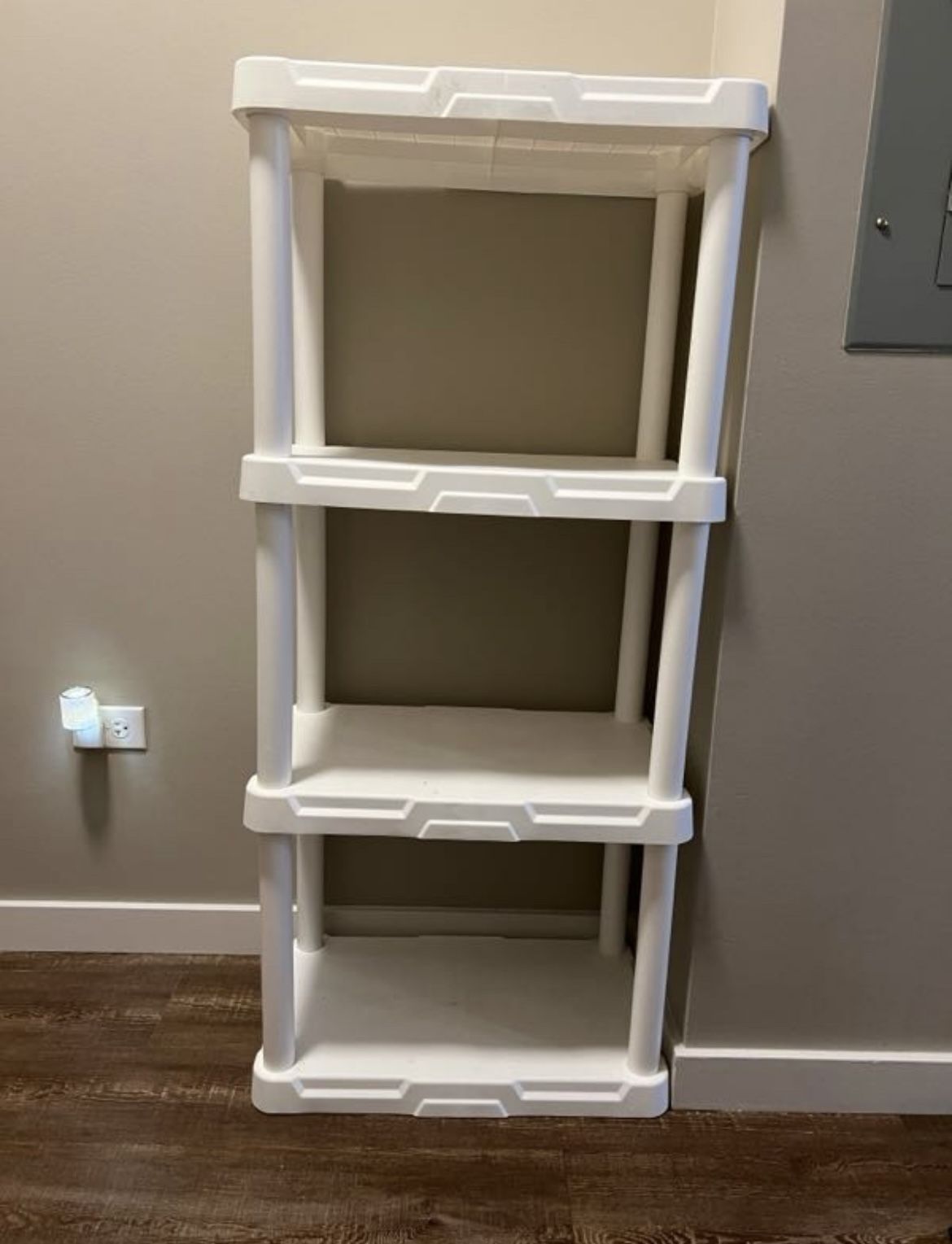 White plastic storage rack 