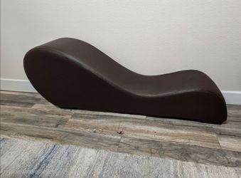 Reading Chair/Chaise Lounge