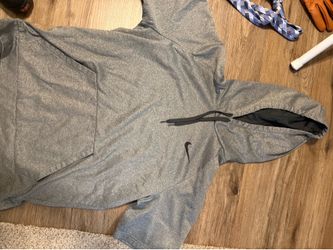 Nike Dry-Fit Short Sleeves Hoodie size XL men’s
