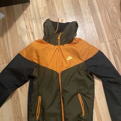 Nike Orange/OliveGreen Winderbreaker (Small)
