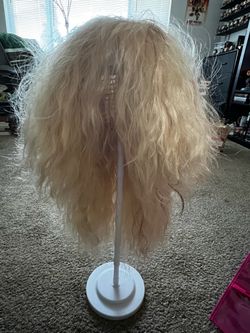 80s Wig - blonde
