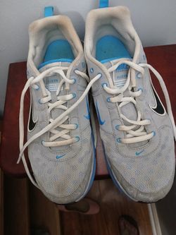 Nike Ladies Sz 9