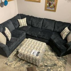 Eltmann Slate LAF Sectional / couch /Living room set