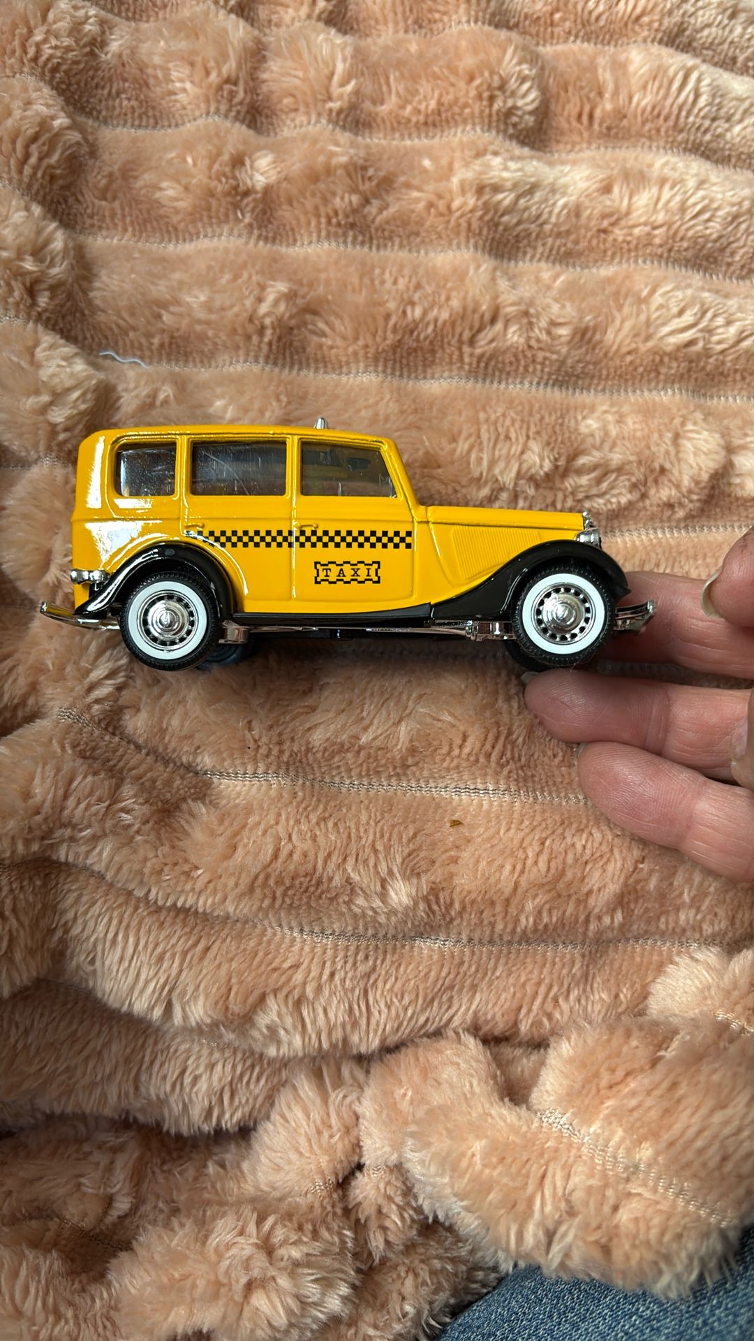 1936 Ford V8 Taxi Die Cast Car