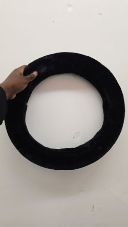 Steering wheel cover