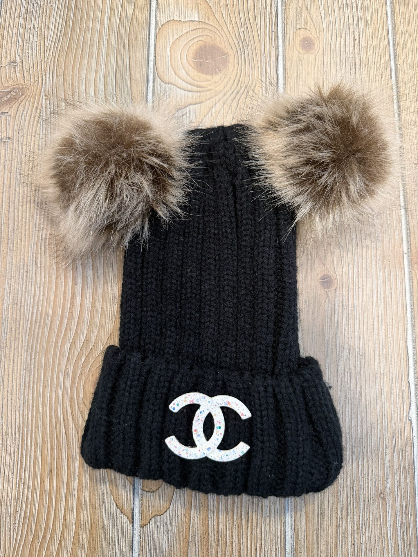 NWT Girls Faux Fur Knit Winter Hat Retail $35