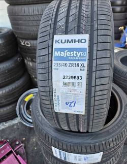 235/40ZR18 Kumho Majesty Set 4 New Tires