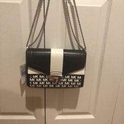 AuthenticMK Bag New With Tags( Serious Buyers Only)