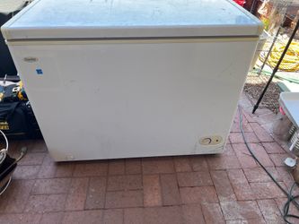 Danby 7.1 cu ft Chest Freezer