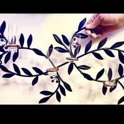 🌿 Wall-Mounted Plant Propagation Station