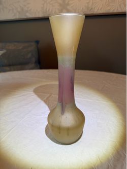 Beautiful Rueven Nouveau Art Glass Vase