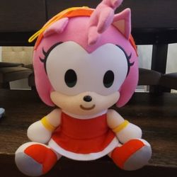 Amy Plush 