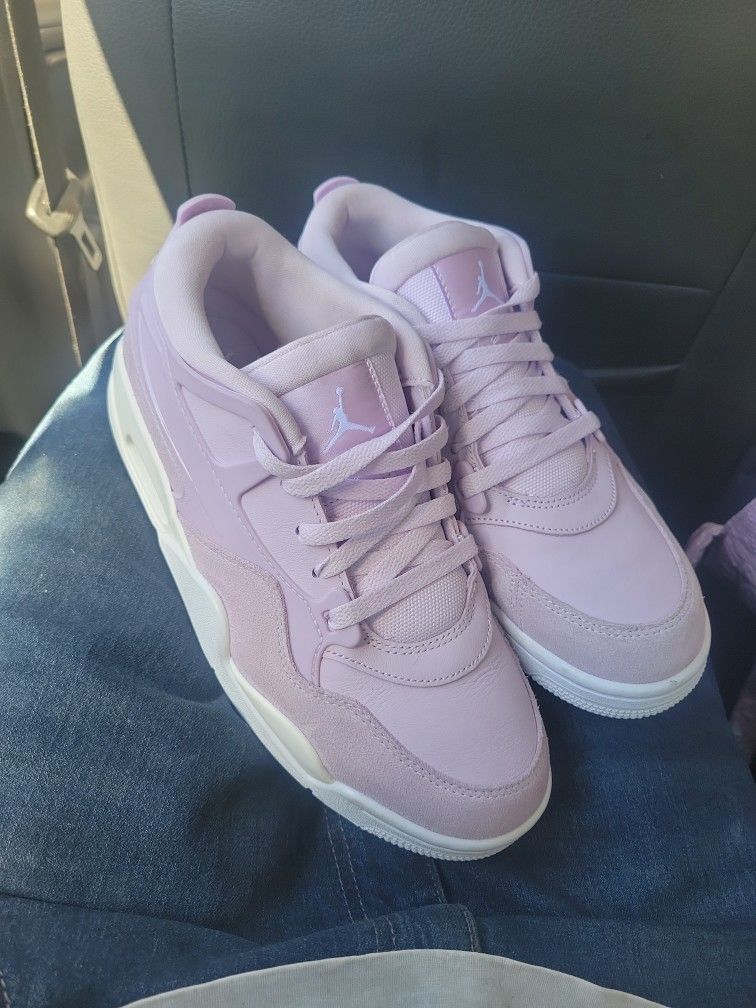 Air Jordan 4 RM 'Doll'