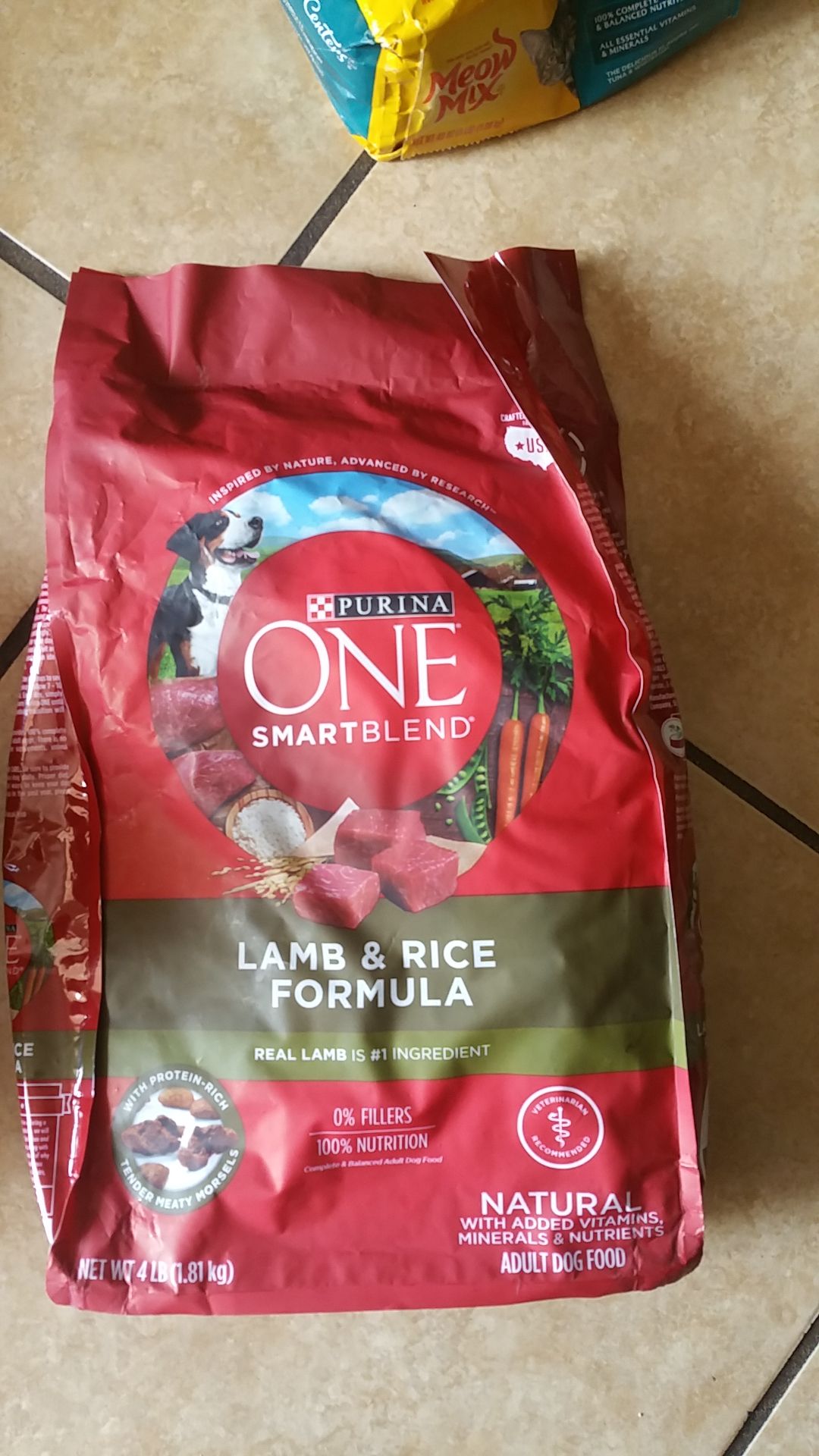 Dog Food/Cat Food