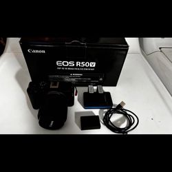 Canon R50v With EXTRA BATTERIES/Box 