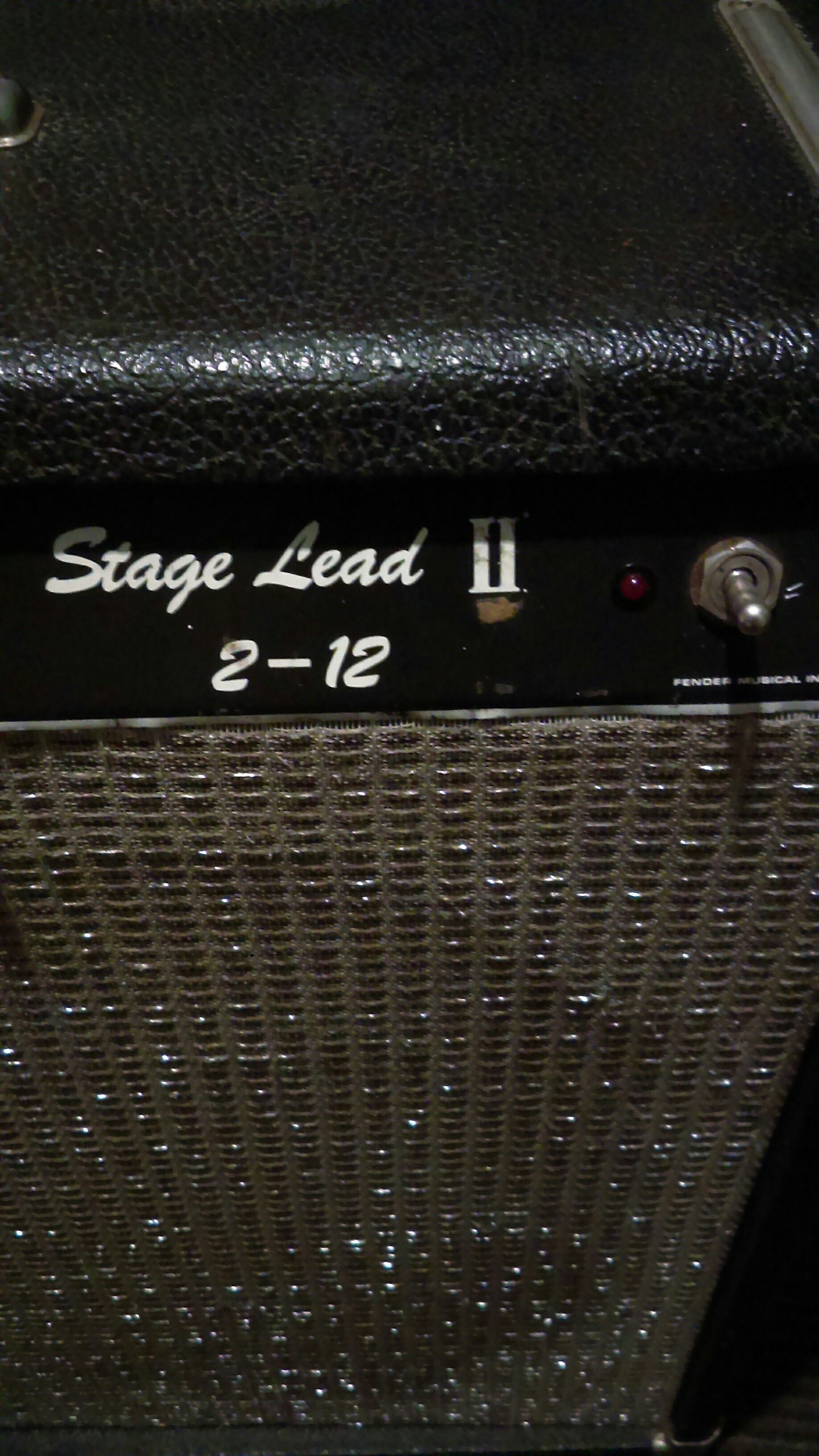 フェンダー Stage Lead 2 2x12