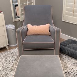Monte Glider Chairs With Ottoman 