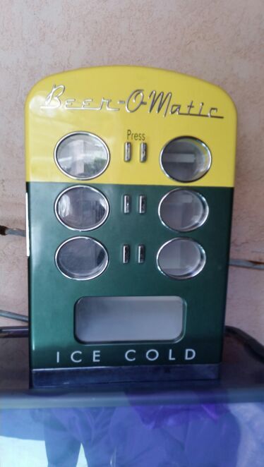 Mini Beer-o-matic Vending machine . Great for home or office