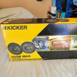 Kickers  6 3/4 Door Speakers. Brand New In Box!!!