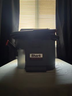 Shark MessMaster Portable Wet/Dry Vacuum