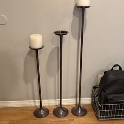 Set of 3 floor candle holders
