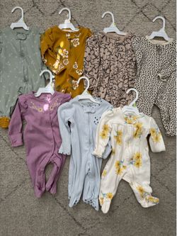 Used 3 mo clothes.