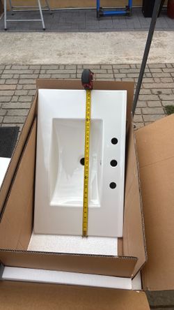 Porcelain sink white