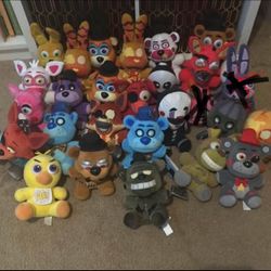 FNAF plushie collection-
