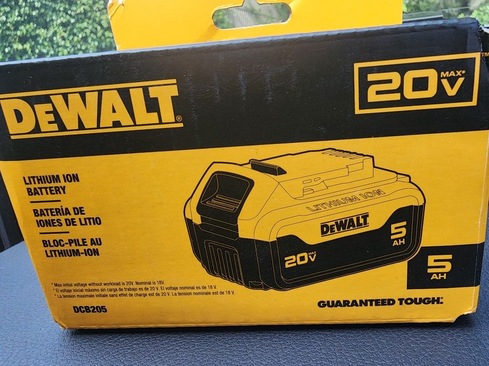 Pilas Dewalt Nu3vas En Caja 5.0 $60cada 1 Precio Firme