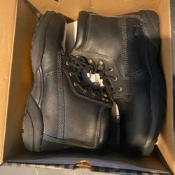New Men’s Boots Size 13 