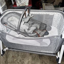Bassinet And Bouncer