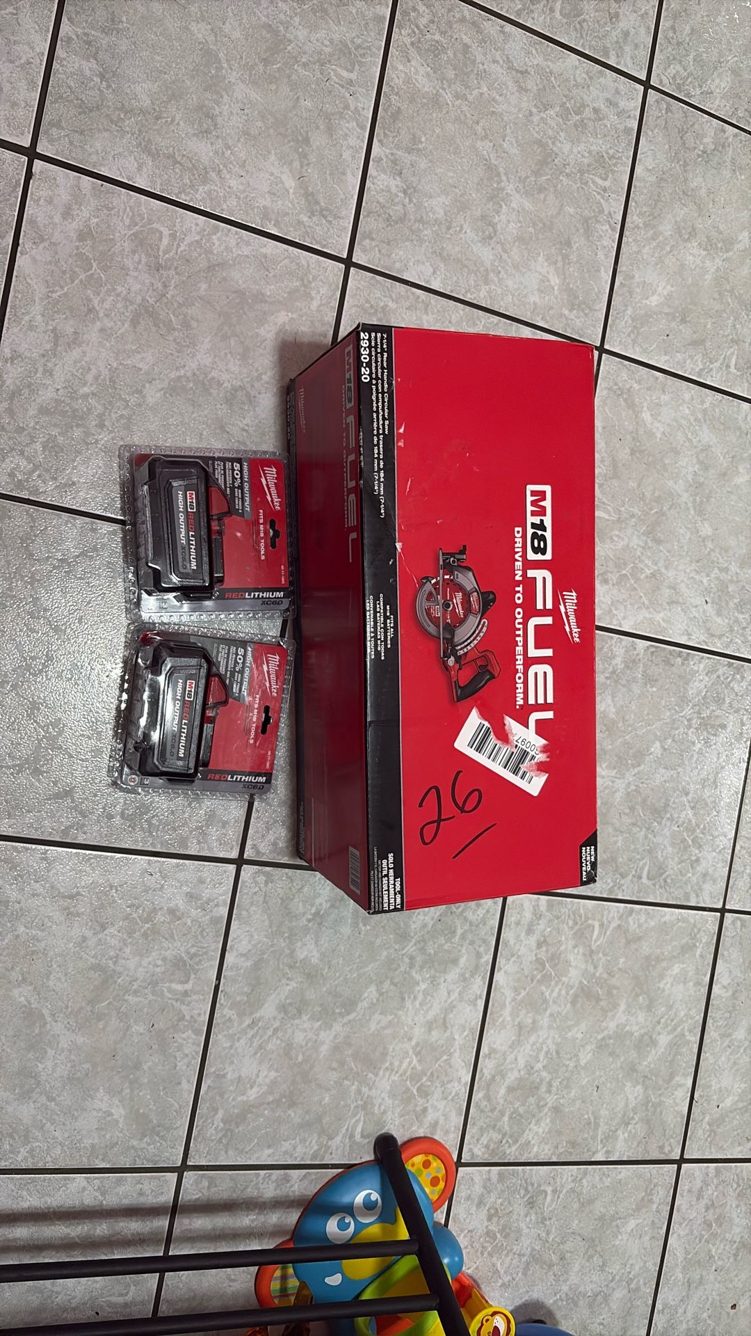 Milwaukee 7 1/4 Rear Handle Circular Saw With 2 Batteries