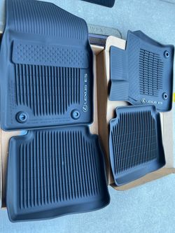 Lexus ES All-Weather Rubber Floor Mats Set