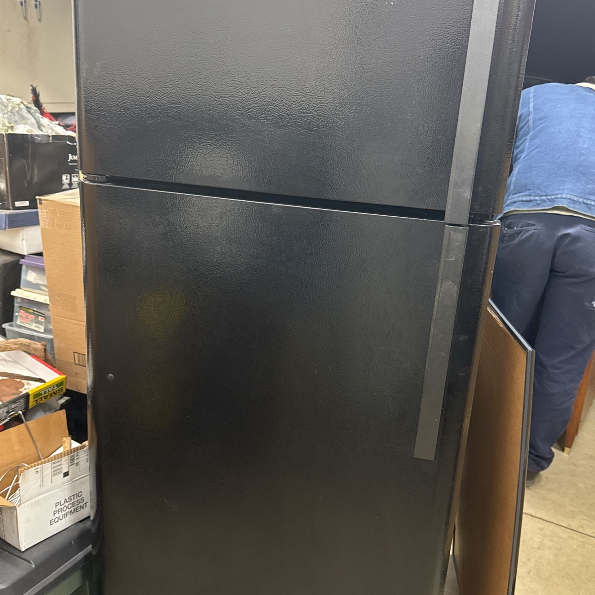 Full Size Refrigerator with freezer 