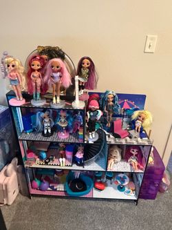 Massive LOL dolls and OMG doll lot