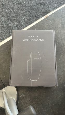 Tesla wall connector charger